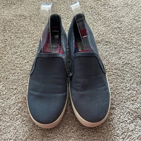 Skechers air cooled memory foam slip on sneakers 9 - Picture 1 of 8